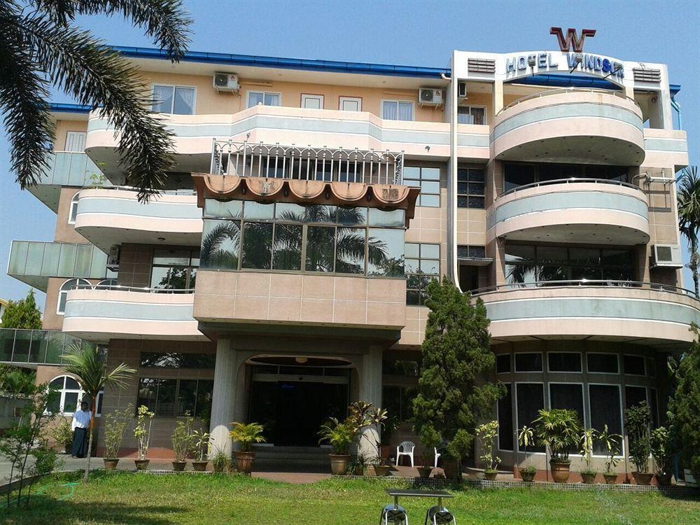 Hotel Windsor Yangon Esterno foto