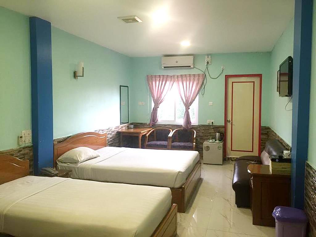 Hotel Windsor Yangon Esterno foto