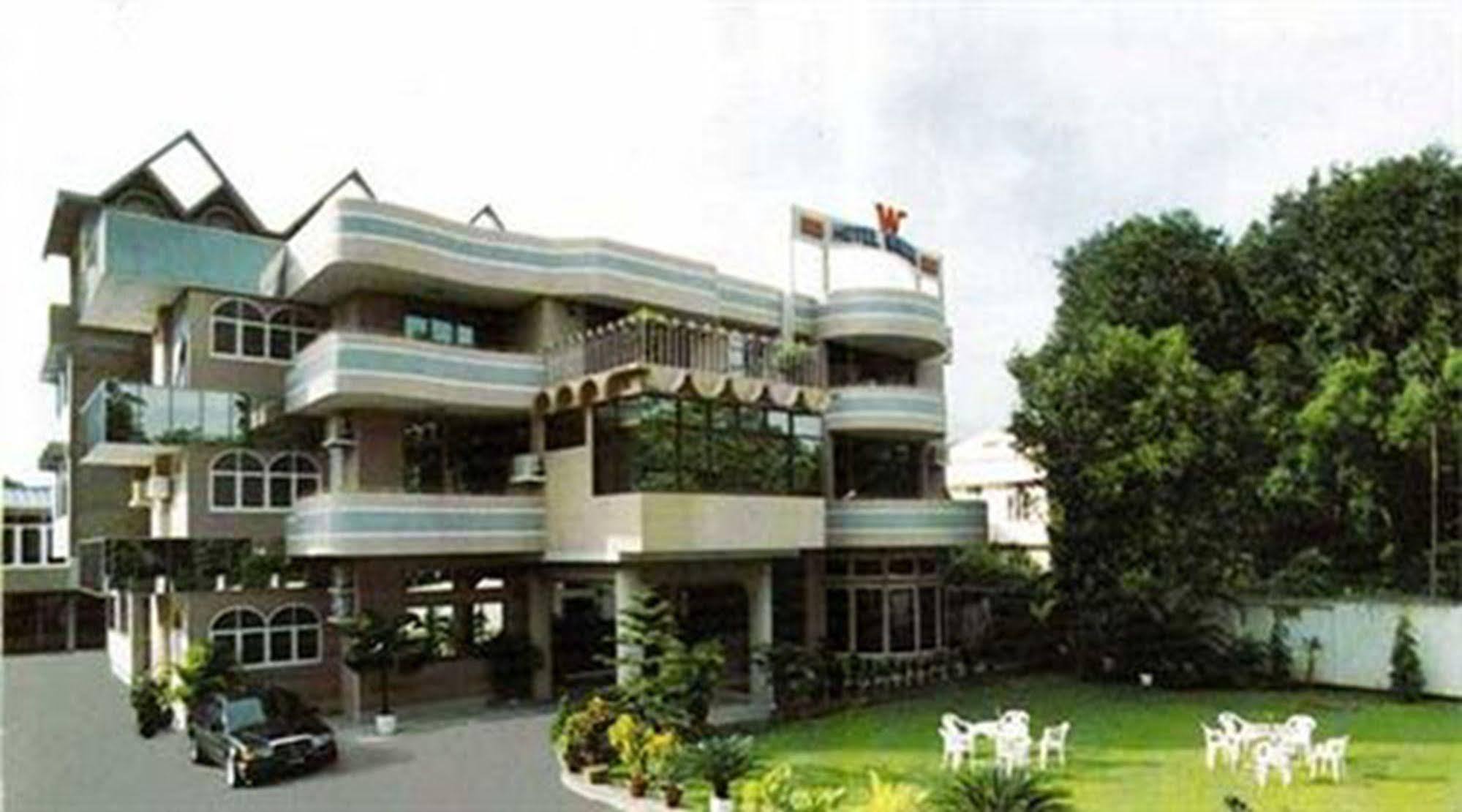 Hotel Windsor Yangon Esterno foto