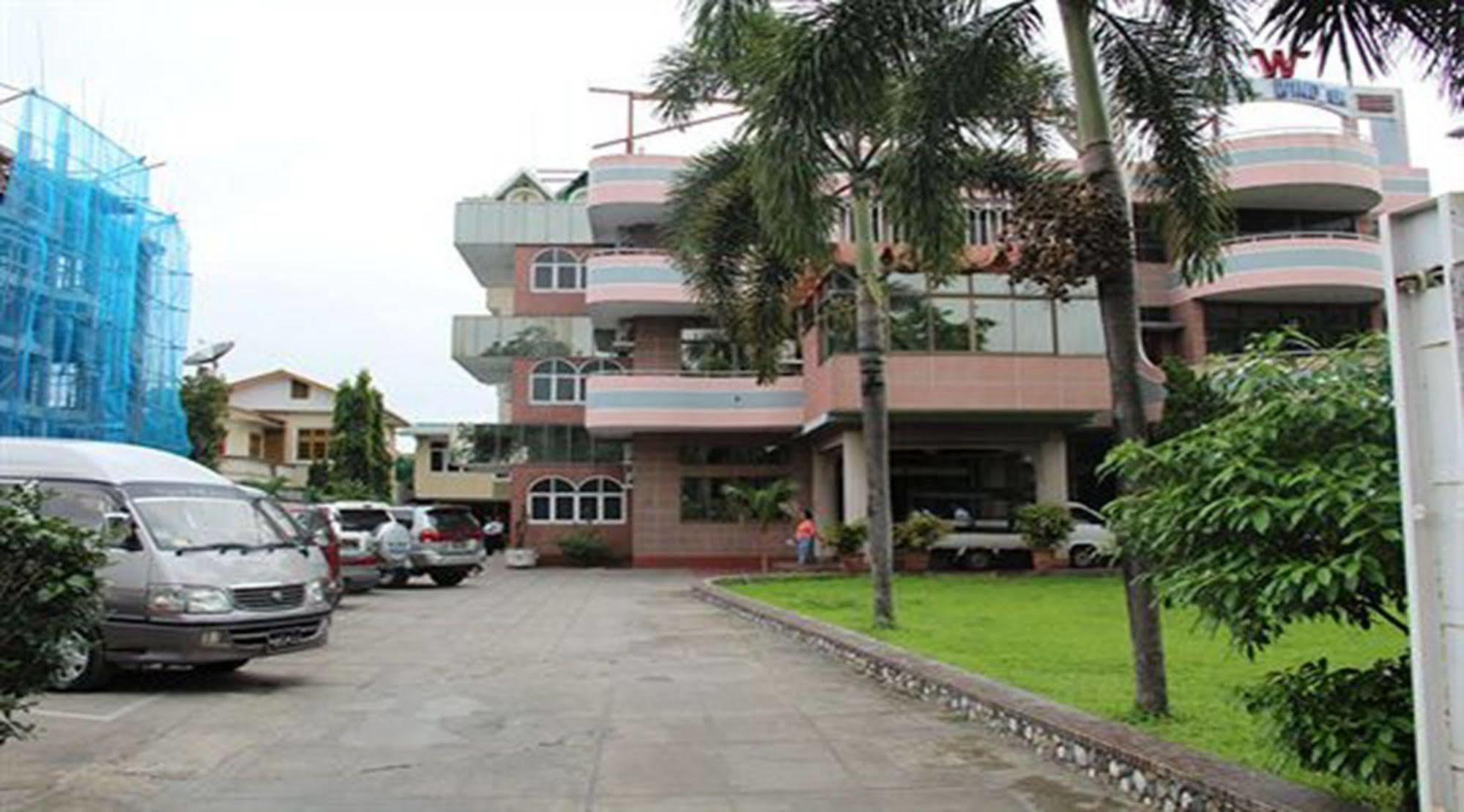 Hotel Windsor Yangon Esterno foto